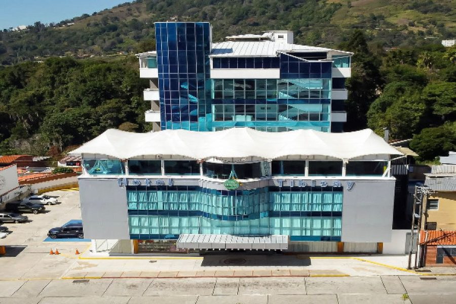 Tibisay Hotel Resort